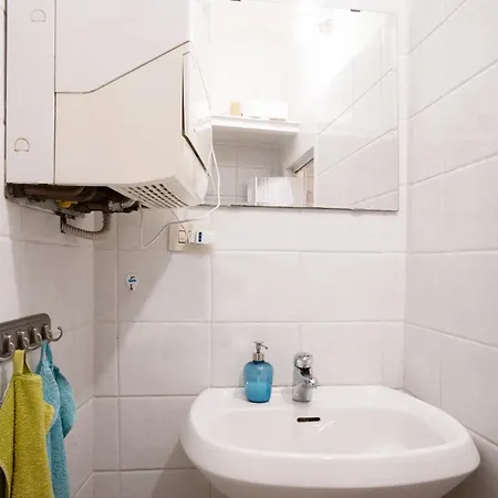 Houseingenoacenter Parking דירה *