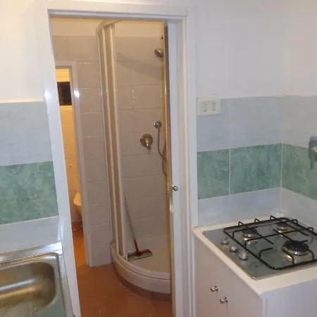 Houseingenoacenter Parking Genua