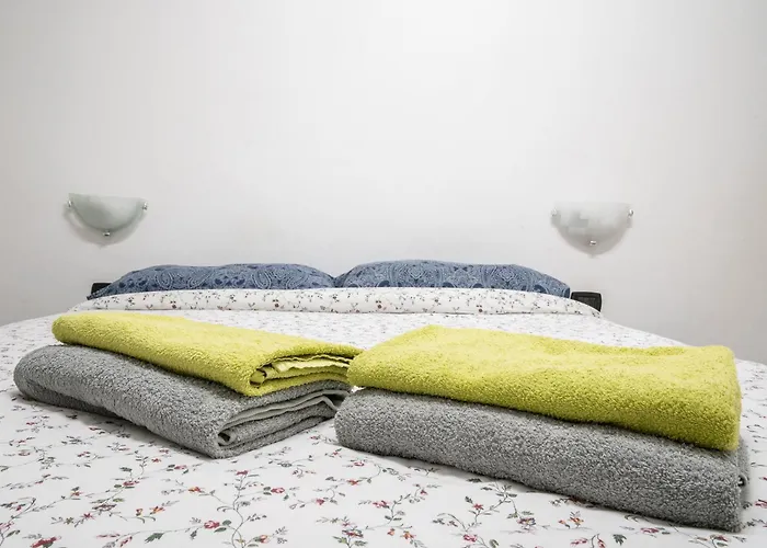 Houseingenoacenter Parking 아파트 *