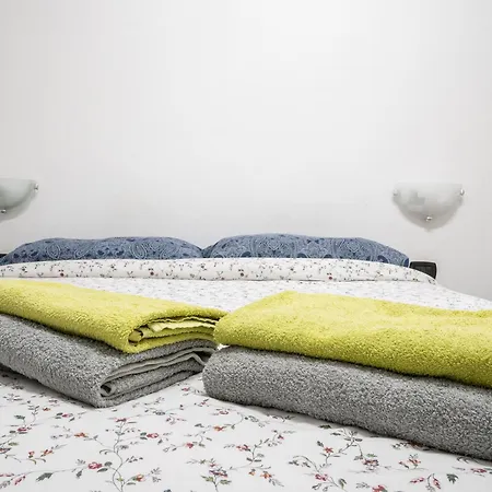 Houseingenoacenter Parking Apartmán *