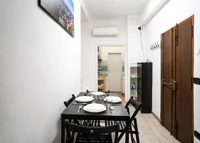 Houseingenoacenter Parking Janov